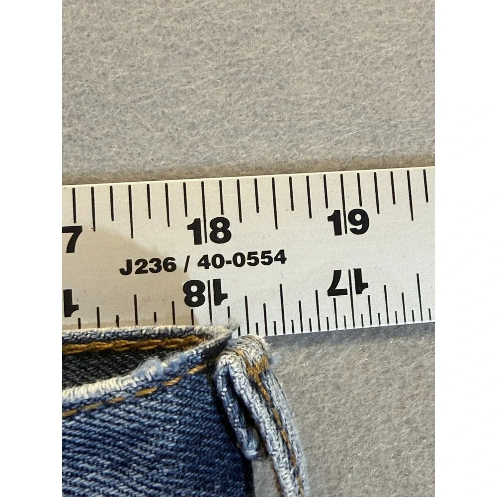 Levis 505 Mens Distressed Denim Blue Jeans Size 36X32(Tag Reads 36/34 Grunge